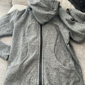 Lululemon scuba full zip hoodie size 4